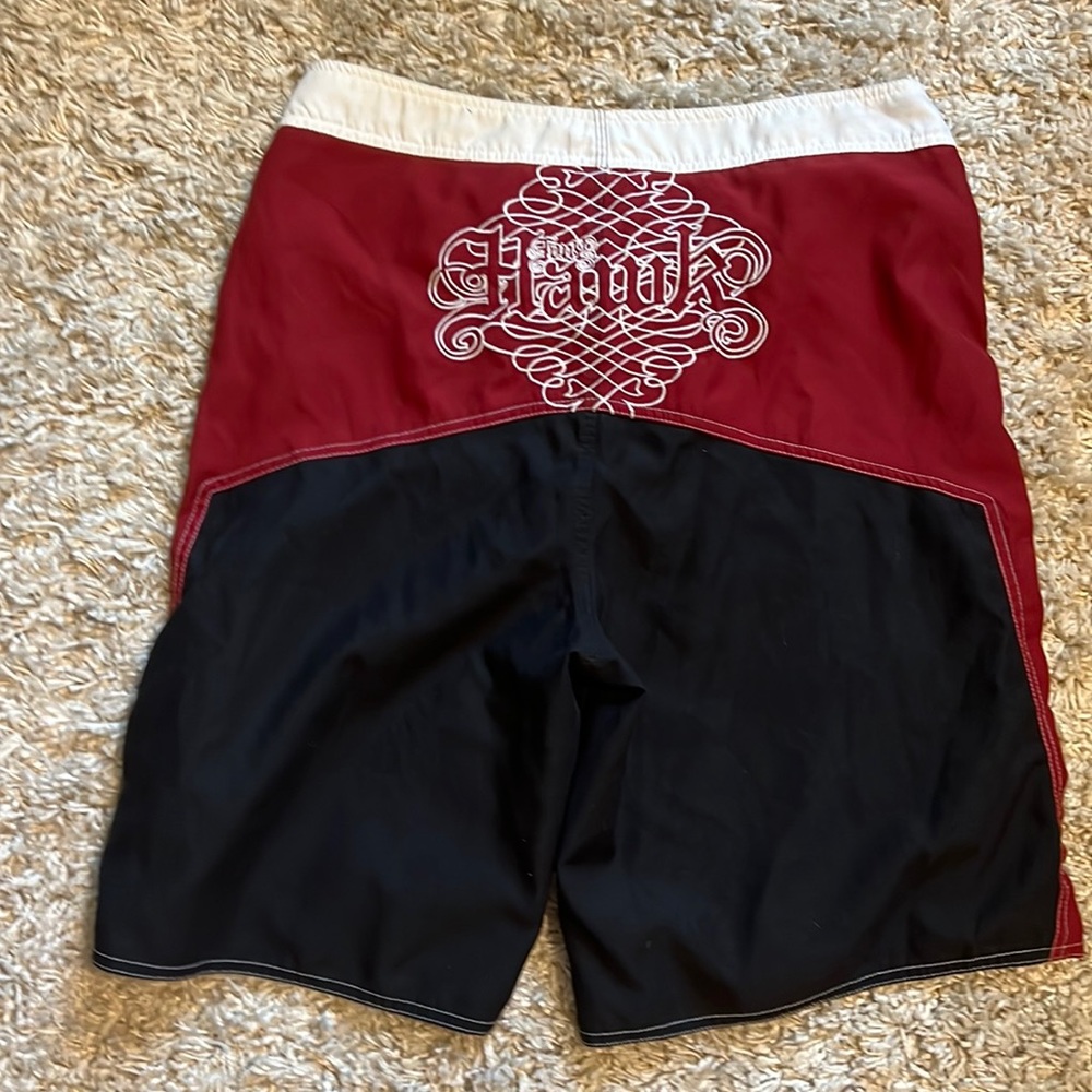 Tony hawk size 34 shorts\swim trunks